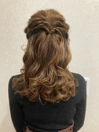 ヘアアレンジ 🌸アロマーム🌸 💐のヘアスタイル