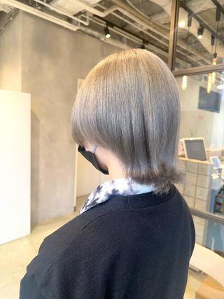 ショート カラー ハイトーン/うる艶 🤍カラー Mioのヘアスタイル