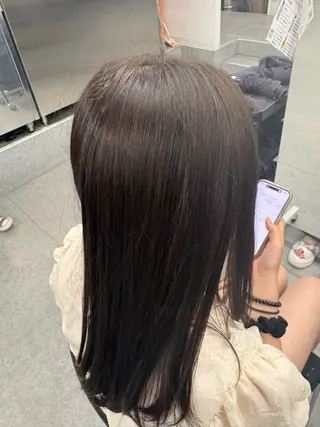 カラー 透明感カラー🫧 EMAのヘアスタイル