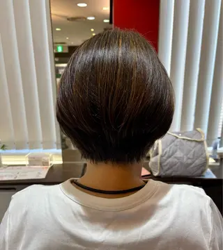 ショート 相澤 maniCREAREのヘアスタイル