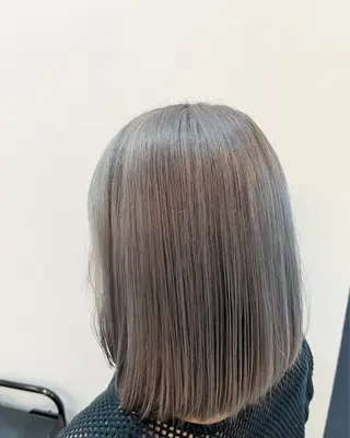 ミディアム カラー RuLaN AMIのヘアスタイル