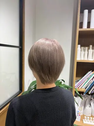 ショート カラー みうら しずく🪐のヘアスタイル