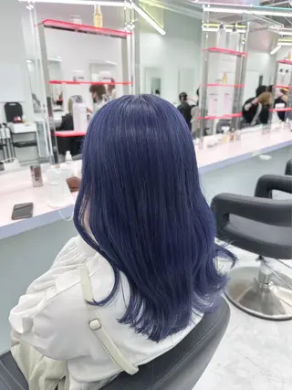 セミロング カラー パーマ ヘアアレンジ 透明感ブリーチカラー 🌈TOMOHIROのヘアスタイル