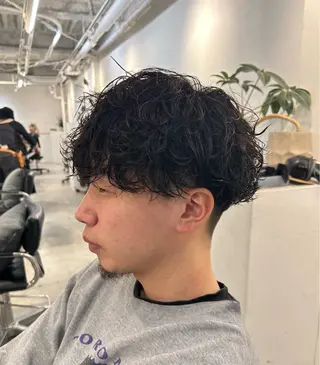 ショート パーマ メンズ清潔感のプロ 💈メンズパーマ藤田のヘアスタイル