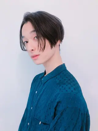 ショート メンズ 💓パーマ，💗 レイヤーカットのヘアスタイル