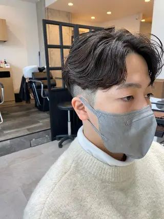 パーマ メンズ 似合う髪型見つけます AYAKAのヘアスタイル