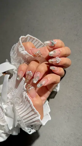 ネイル I-nailロング /ワンホン/キラキラのネイルデザイン