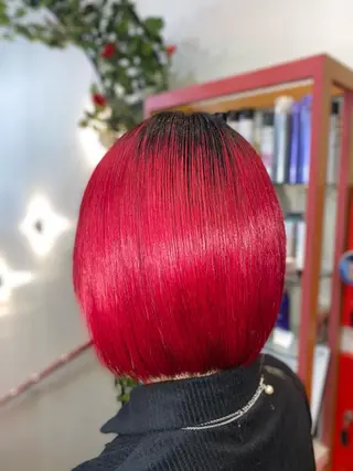 ショート ゆぴ☾/推しカラー /ハイトーンのヘアスタイル