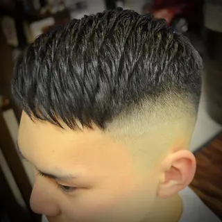 ショート パーマ メンズ BARNEYS BARBERCLUBのヘアスタイル