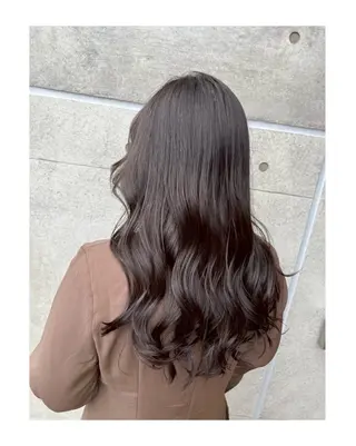 ロング アラタケ マリのヘアスタイル