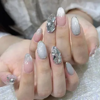 ネイル Queens ひなのネイルデザイン