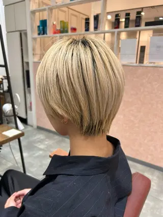 ショート カットモデル 梅田 YUKINO 🩷のヘアスタイル