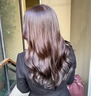 ロング ハイトーン/透明感 カラー🍒SHIONのヘアスタイル