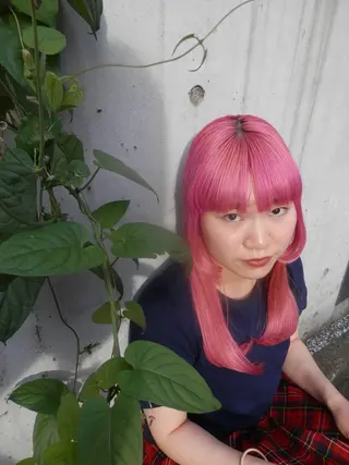 セミロング カラー 愛心manami HOPEのヘアスタイル
