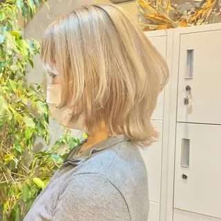 ミディアム もにか🌞原宿/渋谷 🌝ブリーチカラーのヘアスタイル