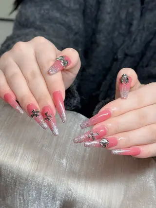 ネイル Lenie Nail Salonのネイルデザイン