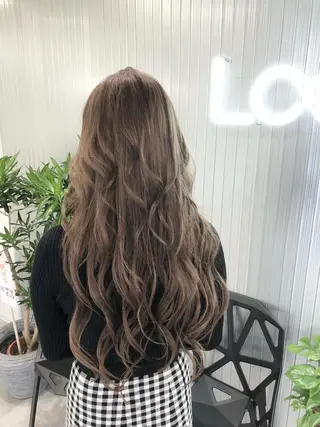 ロング カラー LOOP hairのヘアスタイル