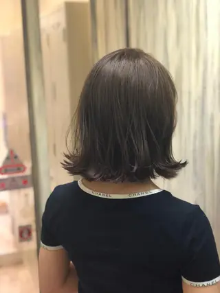 ミディアム カラー ブリーチ特化 梅田本多翔のヘアスタイル