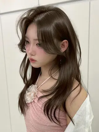 カラー 夏の透明感🤍トレ ンドレイヤー🤍銀座のヘアスタイル