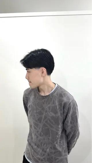 ショート メンズ SHUN札幌 メンズパーマフェードのヘアスタイル