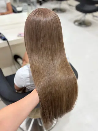 ロング カラー 大人上品ベージュ 🎀HARUNAのヘアスタイル