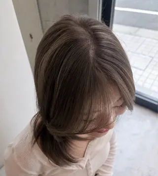 カラー 川口 琴音のヘアスタイル