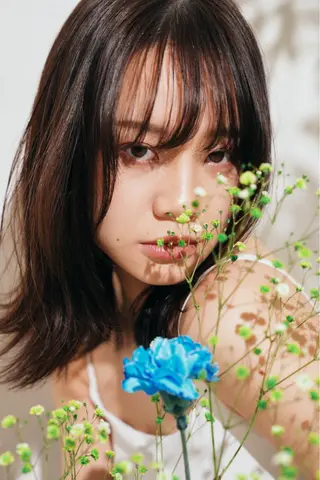 セミロング KINI 髪質改善＆艶髪のヘアスタイル