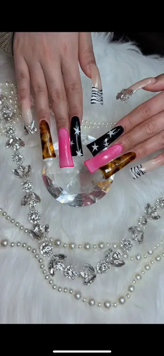 ネイル ♛︎BARON♛︎ yuiのネイルデザイン