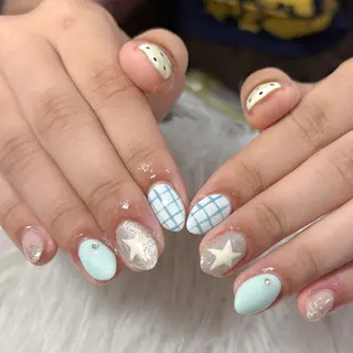 ネイル LAVISH manaのネイルデザイン