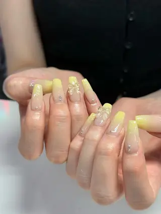 ネイル WOLTOKYO渋谷 yunaのネイルデザイン