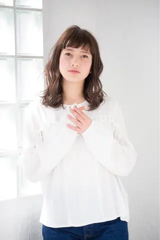 ミディアム カラー みうら ミウラのヘアスタイル