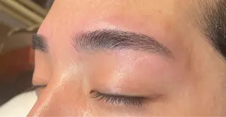 アイブロウ togo sanaの眉毛・アイブロウイメージ
