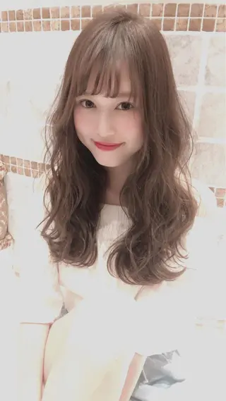 ロング 髪質改善 縮毛の達人 矢井由真のヘアスタイル