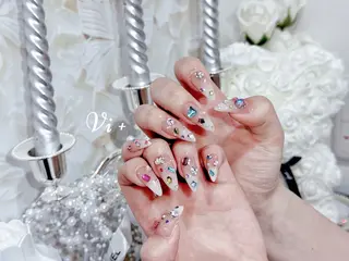 ネイル ✨Nailsalon Vi+✨のネイルデザイン
