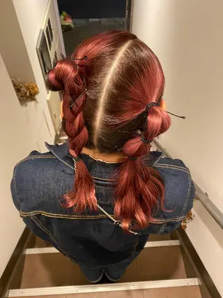 ロング カラー ヘアアレンジ ネギシ アイナのヘアスタイル
