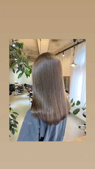 セミロング ブリーチなしカラー 🌿脇黒丸 彩のヘアスタイル