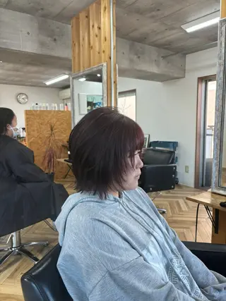 ショート カラー 石橋 桃花のヘアスタイル
