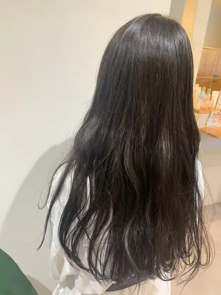ロング 中村 彩音のヘアスタイル