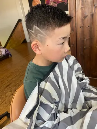 キッズ タカハシ ユウヤのヘアスタイル