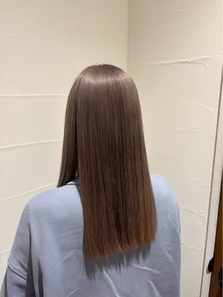 ロング カラー 前田 陽菜のヘアスタイル
