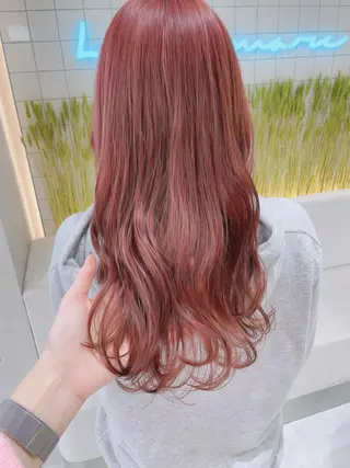 ミディアム 透明感オリーブ🫒/ ブリーチなしWカラーのヘアスタイル