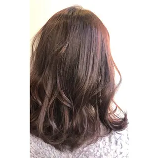 ミディアム カラー サワタ ミサのヘアスタイル