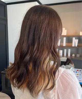カラー Ichika ／ VISEOのヘアスタイル