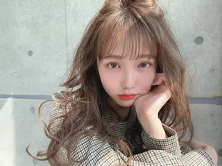 ミディアム カラー パーマ ヘアアレンジ 透明感カラー/ レイヤー　YUKAのヘアスタイル