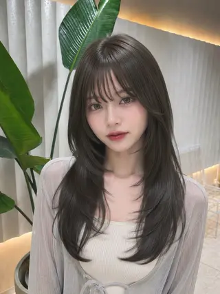 セミロング カラー ラベンダー💜グレー 🩶ミント💚のヘアスタイル