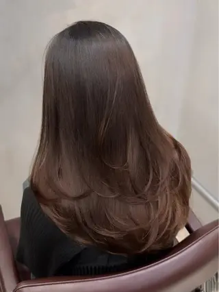 セミロング 相宮 優羽のヘアスタイル