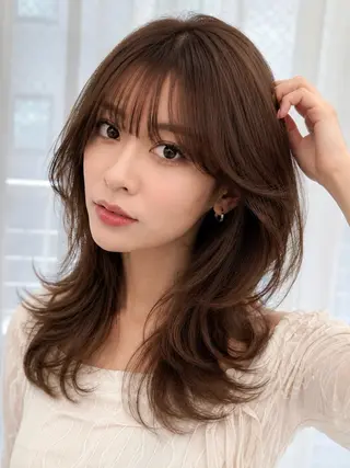 セミロング 透明感カラー🩶 ×小顔カット難波のヘアスタイル