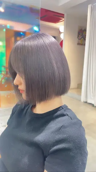 ミディアム カラー Mii. 内田萌々のヘアスタイル