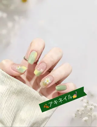 ネイル 秋 Nailsのネイルデザイン