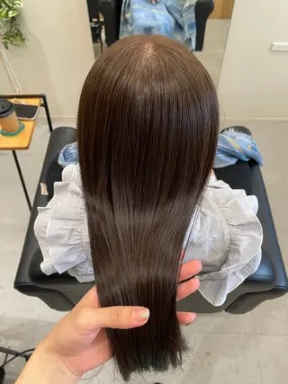ロング カラー JURI /HUIのヘアスタイル